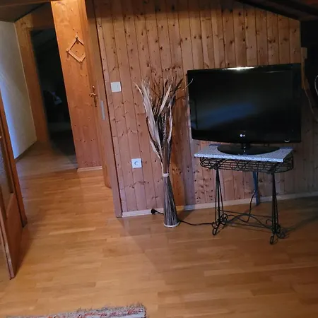 Jochen Riederer Apartment Neualbenreuth